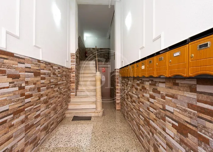Stylish Flat Near Montjuic & Center * Barcelona